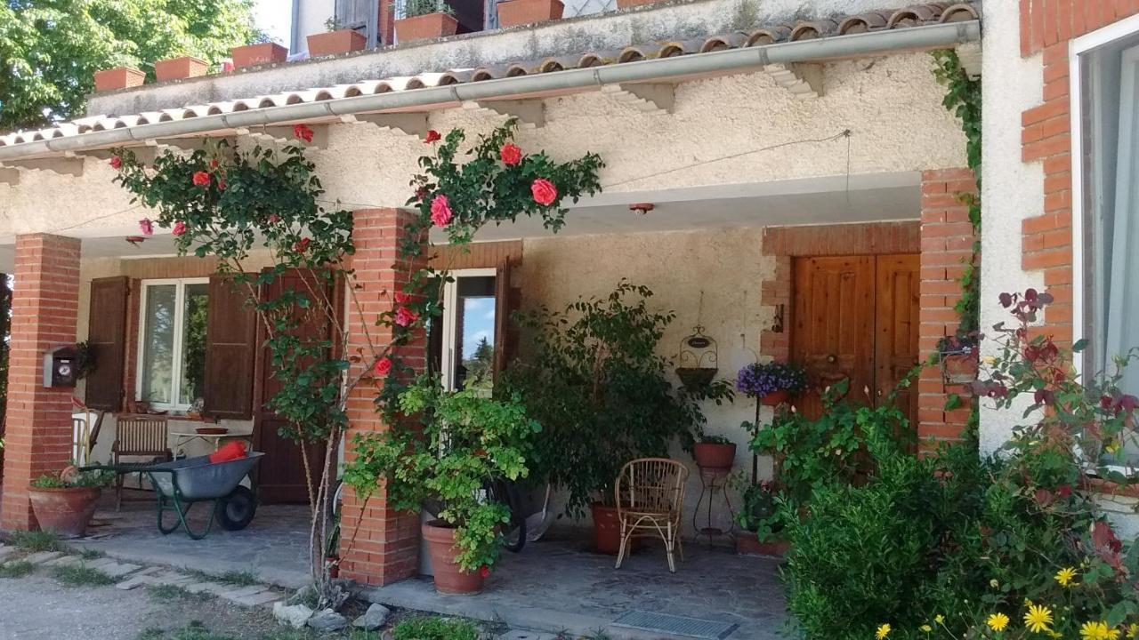 B&B La Gallinella Rossa バスキ エクステリア 写真