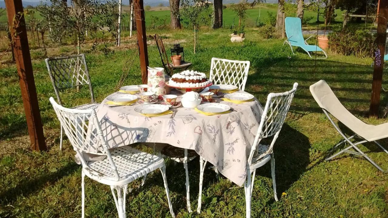 B&B La Gallinella Rossa バスキ エクステリア 写真