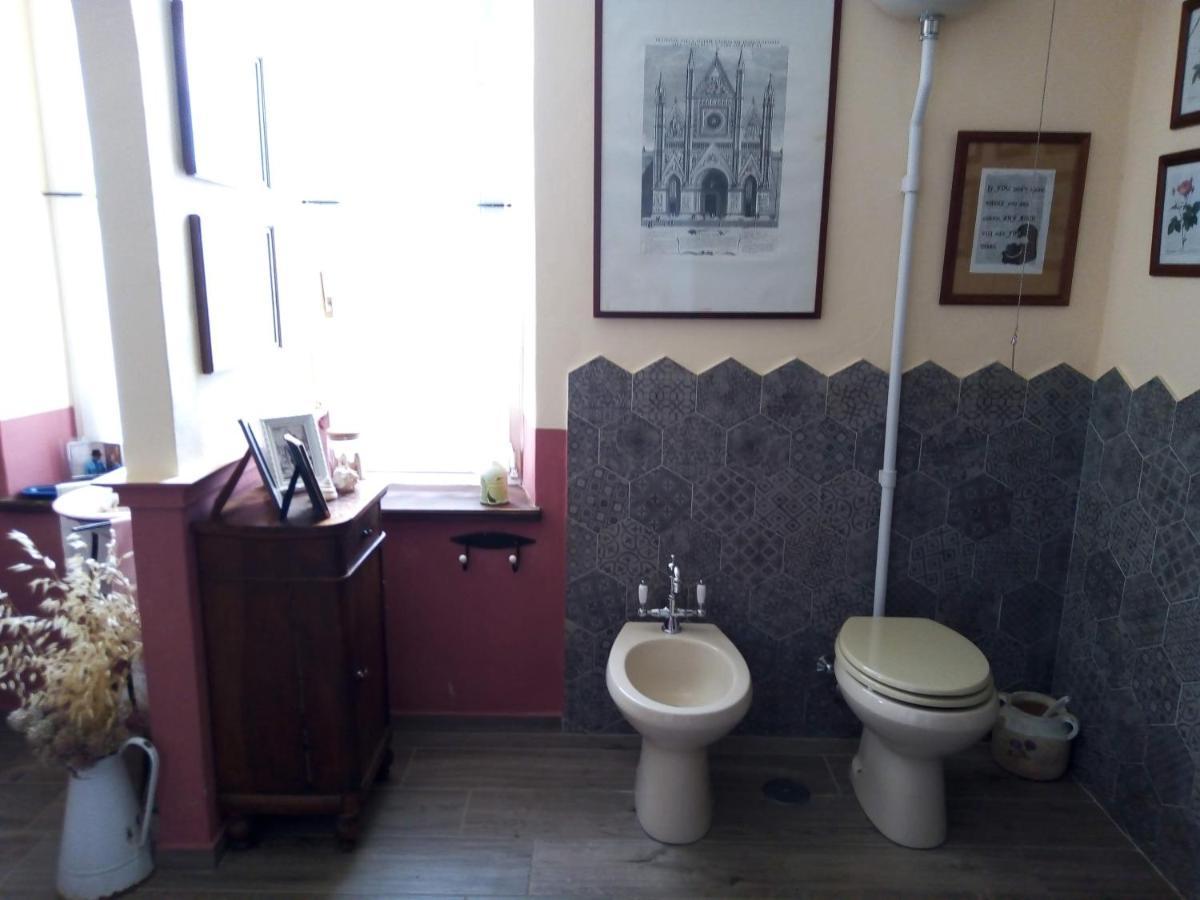 B&B La Gallinella Rossa バスキ エクステリア 写真