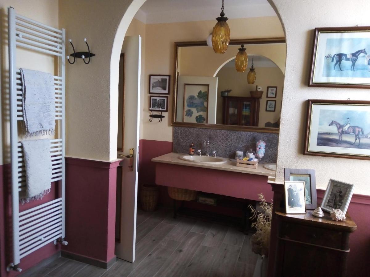 B&B La Gallinella Rossa バスキ エクステリア 写真